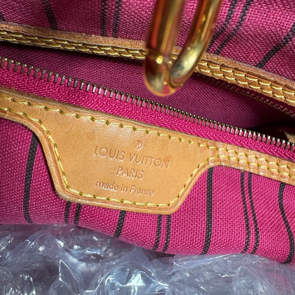 Authentic LOUIS VUITTON delightful p.m. shoulder bag with certificate - Picture 3 of 13